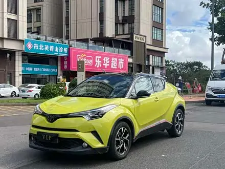 TOYOTA C-HR 2018 — 54 000 км, Китай — под ключ — фото 1