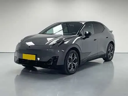 LYNK & CO Z20 2025