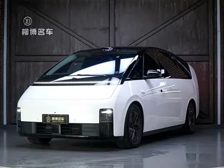 LI AUTO MEGA 2025