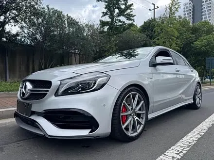 MERCEDES-BENZ A-CLASSAMG 2017