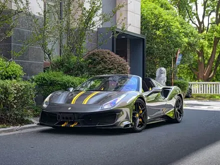 FERRARI 488 2019