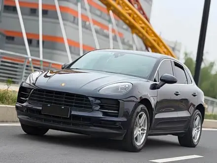 PORSCHE MACAN 2018 — 80 000 км, Китай — под ключ — фото 1