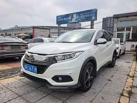 HONDA VEZEL 2022 — 36 000 км, Китай — под ключ — фото 1