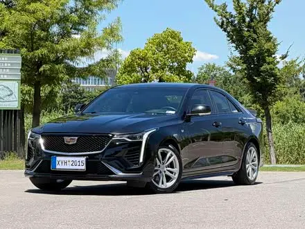 CADILLAC CT4 2022