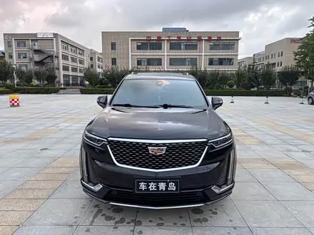 CADILLAC XT6 2021