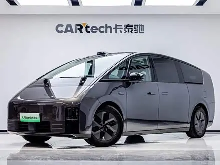 LI AUTO MEGA 2024