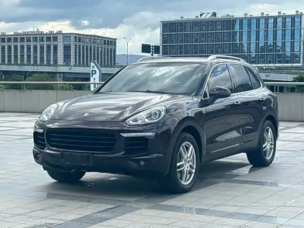 PORSCHE CAYENNE 2015 — 203 000 км, Китай — под ключ — фото 1