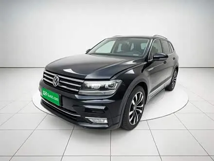 VOLKSWAGEN TIGUAN L 2021 — 98 400 км, Китай — под ключ — фото 1