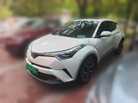 TOYOTA C-HR — из Китая под ключ