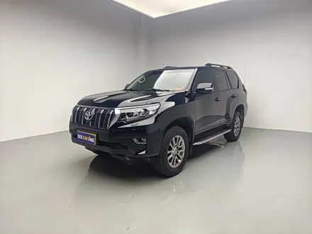 TOYOTA PRADO 2018 — 99 000 км, Китай — под ключ — фото 1