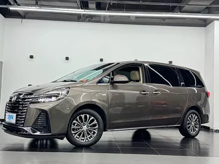BUICK GL8 — из Китая под ключ