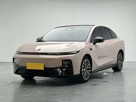 LEAPMOTOR B01 2025