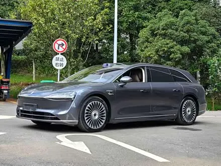 AITO LUXEED S9T 2025