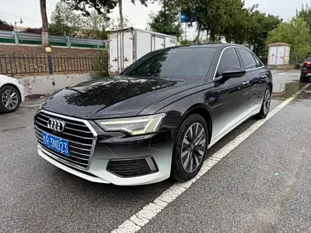 AUDI A6L 2019 — 130 000 км, Китай — под ключ — фото 1