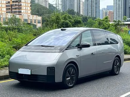 LI AUTO MEGA 2025