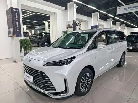 BUICK GL8 — из Китая под ключ