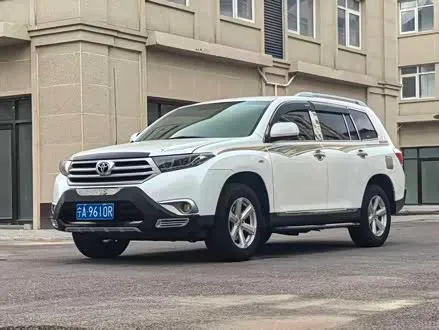 TOYOTA HIGHLANDER 2013 — 180 000 км, Китай — под ключ — фото 1