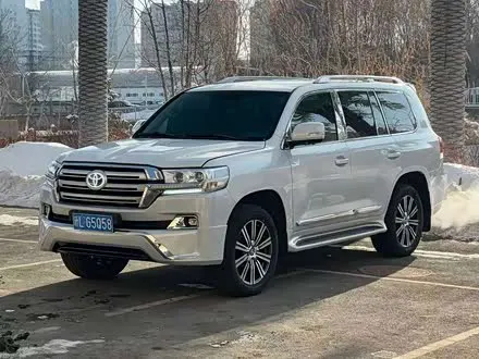 TOYOTA LAND CRUISER 2013 — 93 000 км, Китай — под ключ — фото 1