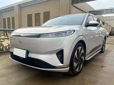 Dongfeng eπ008 — из Китая под ключ