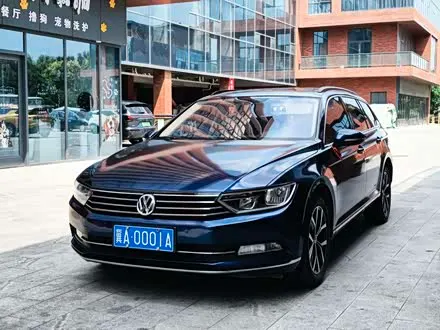 VOLKSWAGEN PASSAT VARIANT 2016