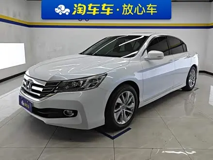 HONDA ACCORD 2015 — 141 300 км, Китай — под ключ — фото 1