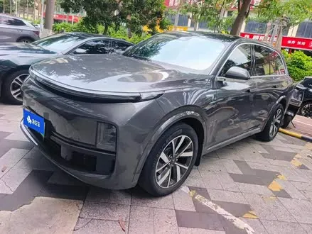 LI AUTO L8 — из Китая под ключ