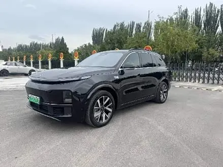 LI AUTO L8 — из Китая под ключ