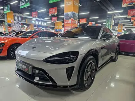XIAOMI YU7 2025