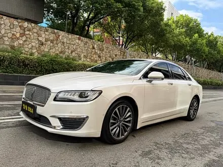 LINCOLN MKZ 2019