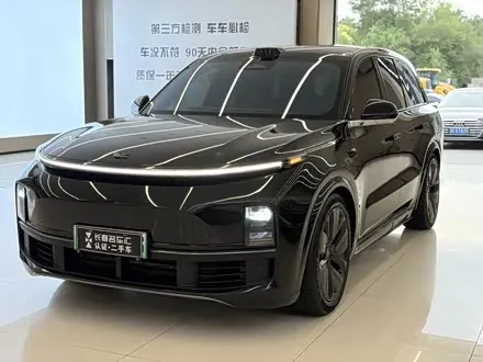 LI AUTO L8 2024