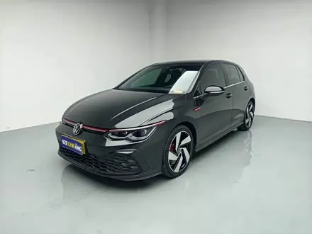 VOLKSWAGEN GOLF GTI 2023