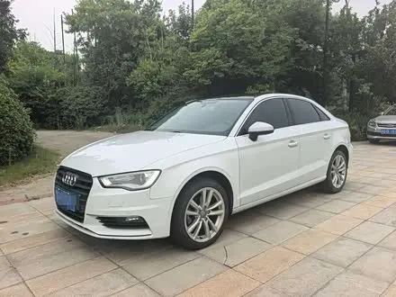 AUDI A3 2014 — 138 000 км, Китай — под ключ — фото 1