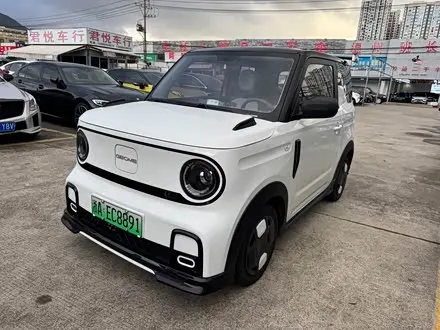 GEELY PANDA 2025