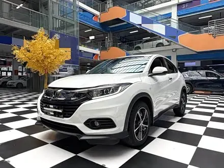 HONDA VEZEL 2020 — 23 000 км, Китай — под ключ — фото 1