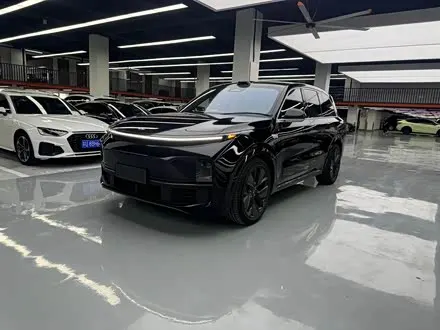 LI AUTO L8 — из Китая под ключ