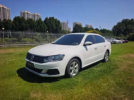 VOLKSWAGEN LAVIDA 2019 — 90 000 км, Китай — под ключ — фото 1