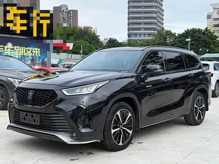 TOYOTA CROWN KLUGER — из Китая под ключ
