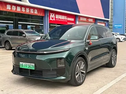 LI AUTO L6 2024