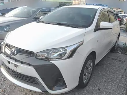 TOYOTA YARIS L 2016
