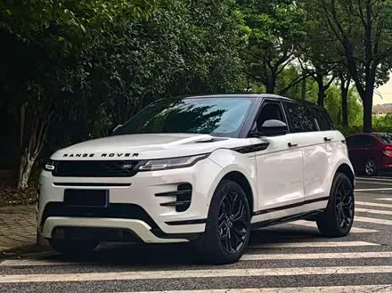 LAND ROVER RANGE ROVER EVOQUE 2020 — 49 000 км, Китай — под ключ — фото 1