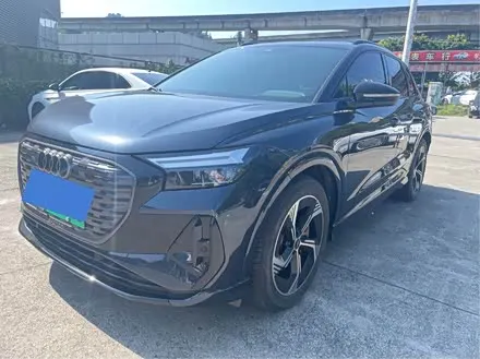 AUDI Q4 E-TRON 2024