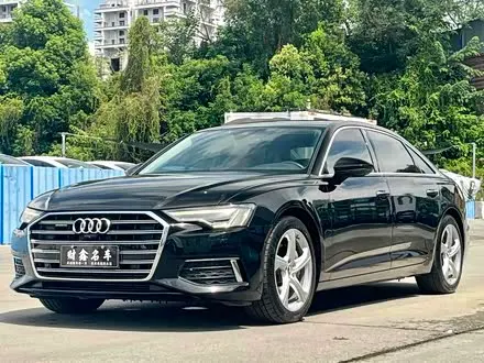 AUDI A6L 2019 — 87 000 км, Китай — под ключ — фото 1