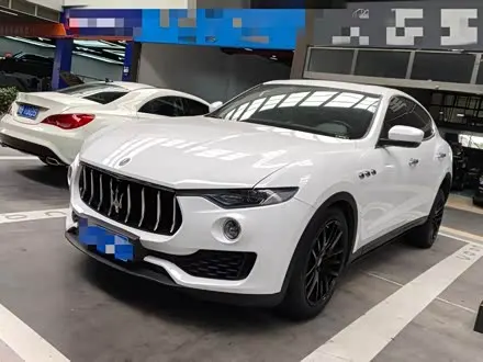 MASERATI LEVANTE 2018
