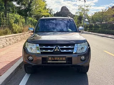 MITSUBISHI PAJERO 2014