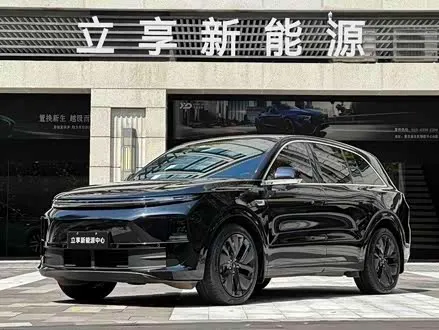 LI AUTO L6 2024
