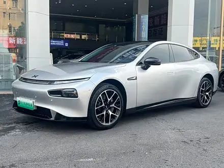 XPENG P7 2023 — 68 000 км, Китай — под ключ — фото 1