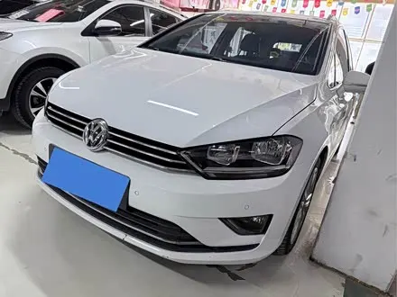 VOLKSWAGEN GOLF · SPORTSVAN 2016