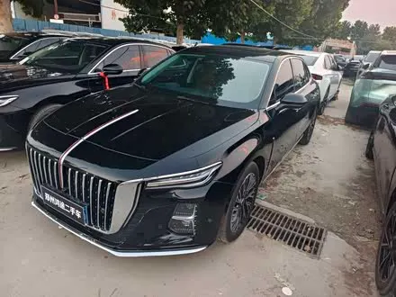 HONGQI H5 — из Кореи под ключ