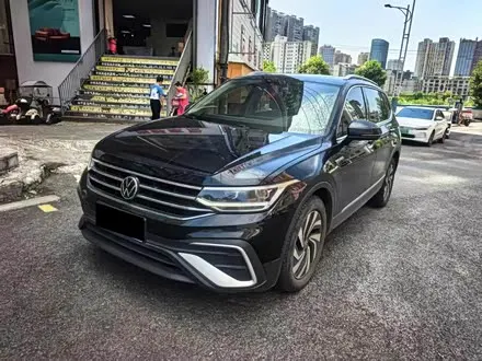 VOLKSWAGEN TIGUAN L 2022