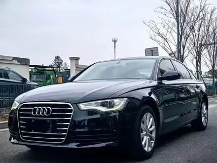 AUDI A6L 2014 — 160 000 км, Китай — под ключ — фото 1